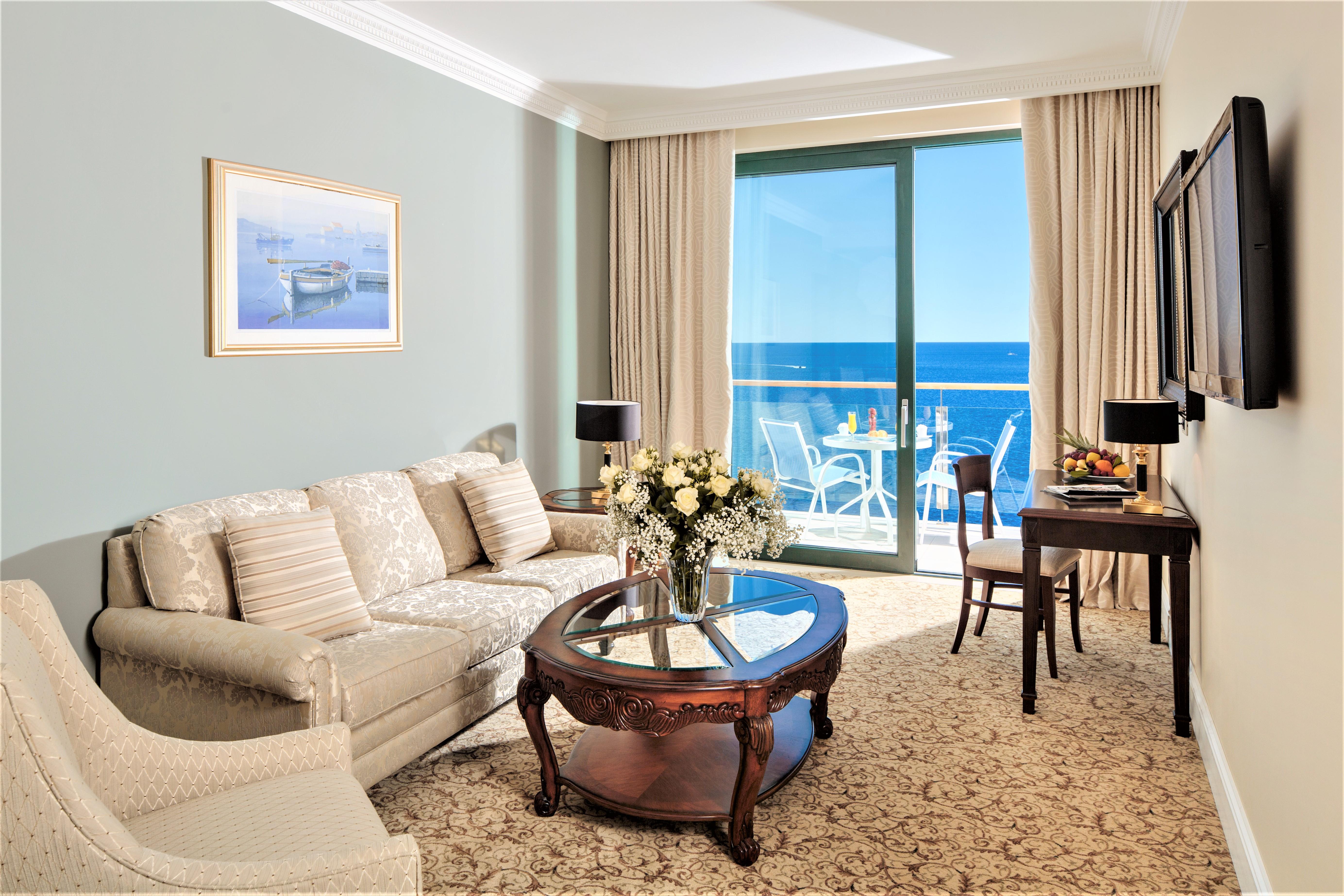 Royal Princess Hotel Dubrovnik Ngoại thất bức ảnh A living room