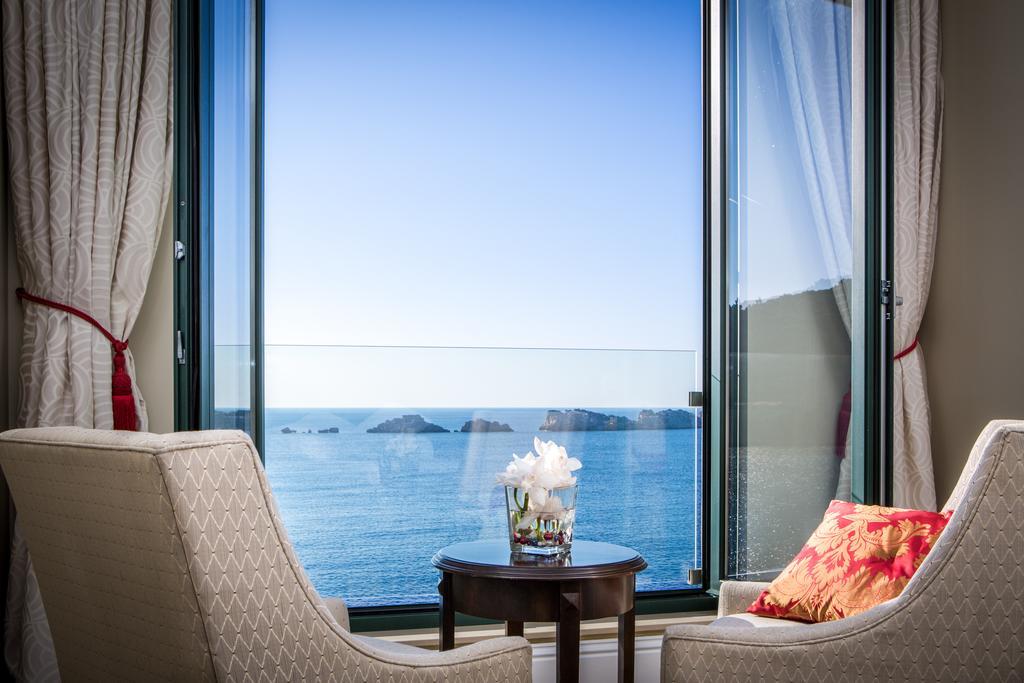 Royal Princess Hotel Dubrovnik Ngoại thất bức ảnh View from a room at the hotel